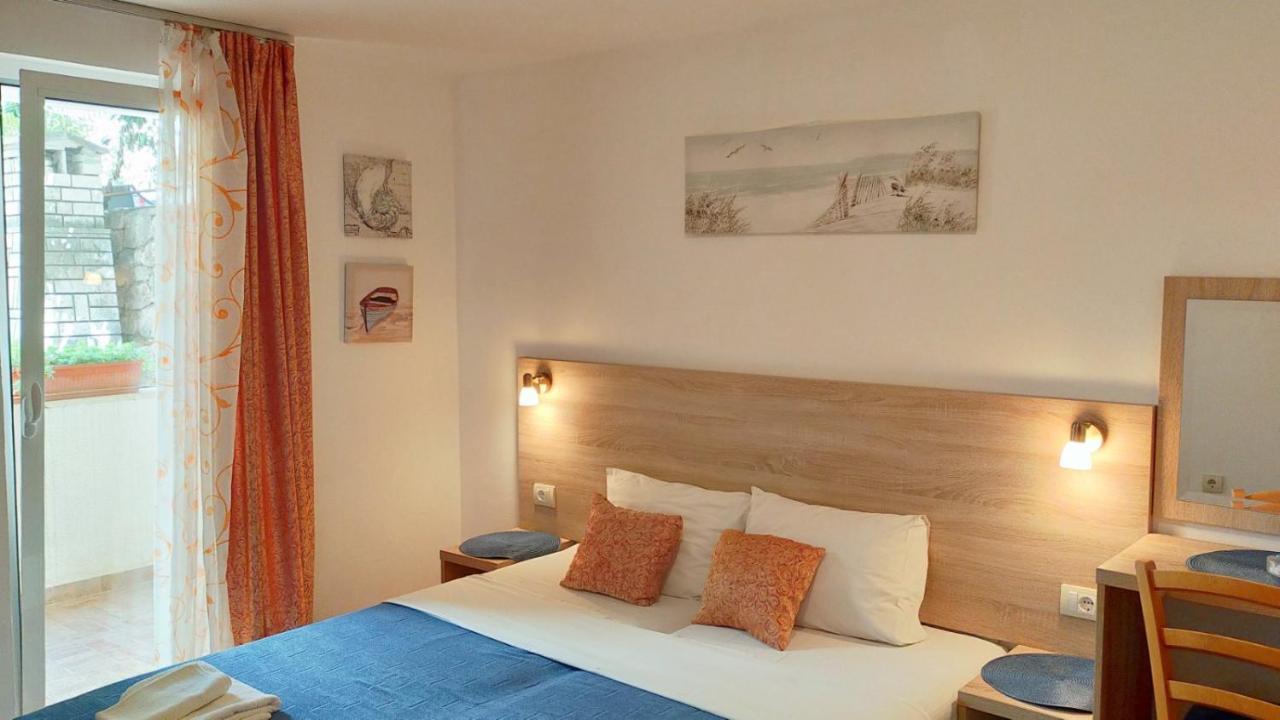 Guesthouse Tri Palme Бечичи Экстерьер фото