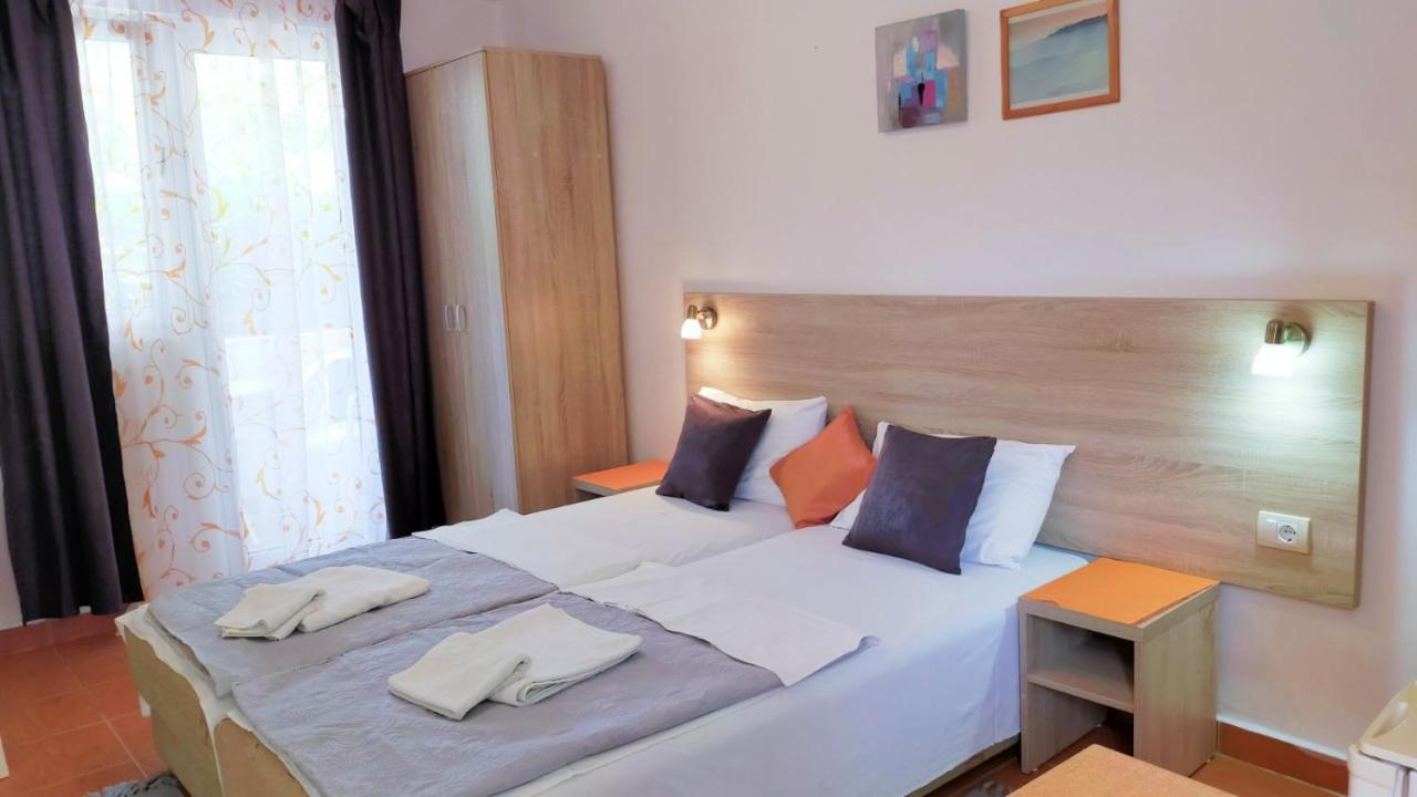 Guesthouse Tri Palme Бечичи Экстерьер фото