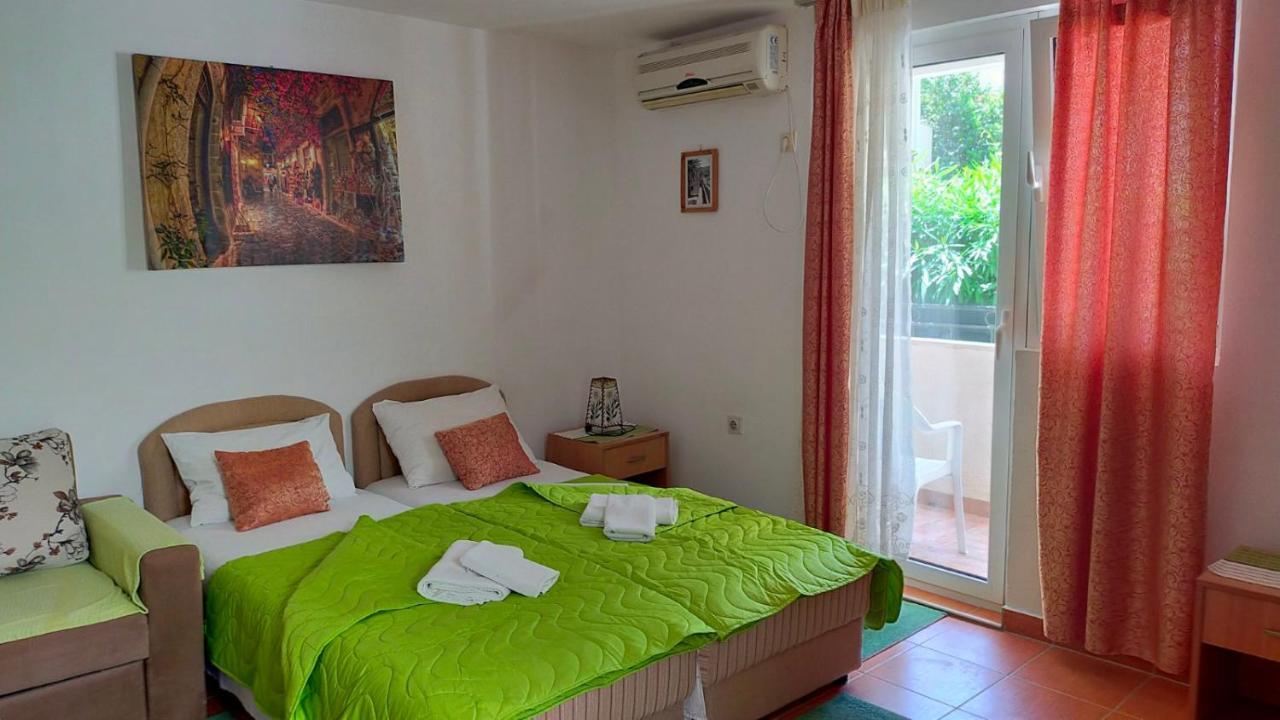 Guesthouse Tri Palme Бечичи Экстерьер фото