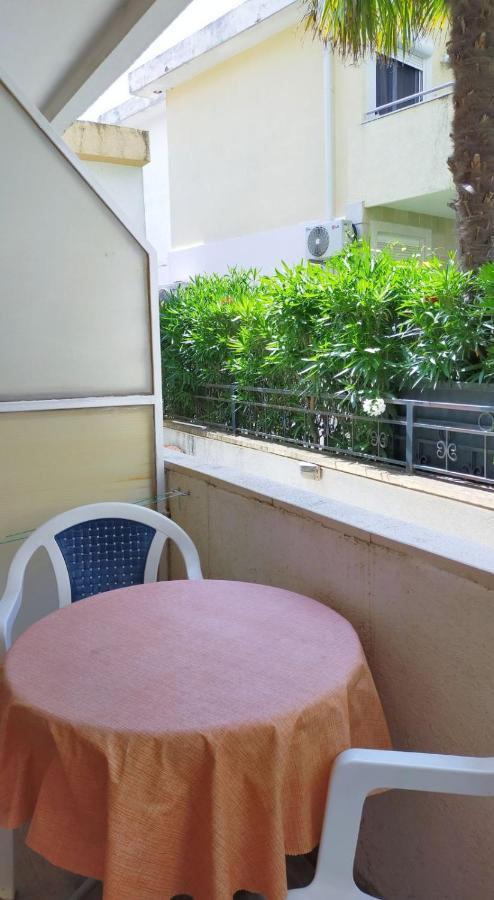 Guesthouse Tri Palme Бечичи Экстерьер фото